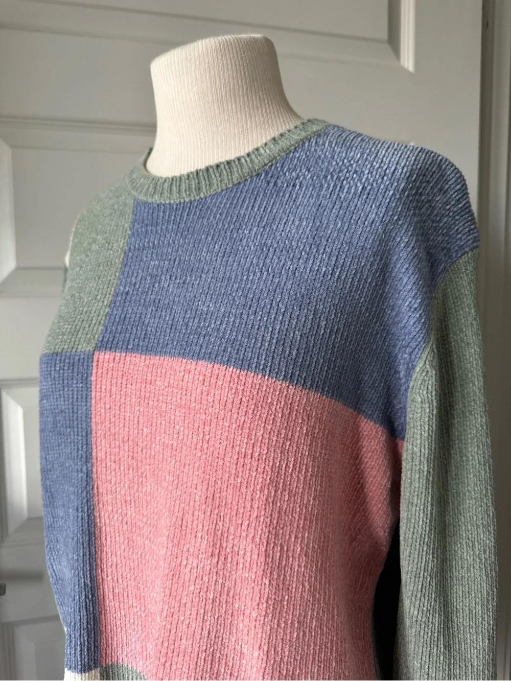 Vintage 1990s SAG Harbor Colorblock Chenille Sweater Women’s Medium Crewneck